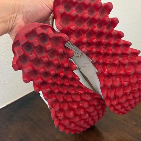 Christian Louboutin White Leather Sneakers with Red Zigzag Sole - Picture 6 of 6